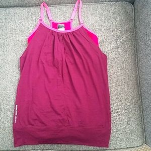 Icebreaker workout top